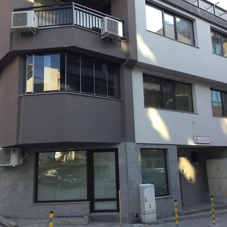 Apartment Your Place *